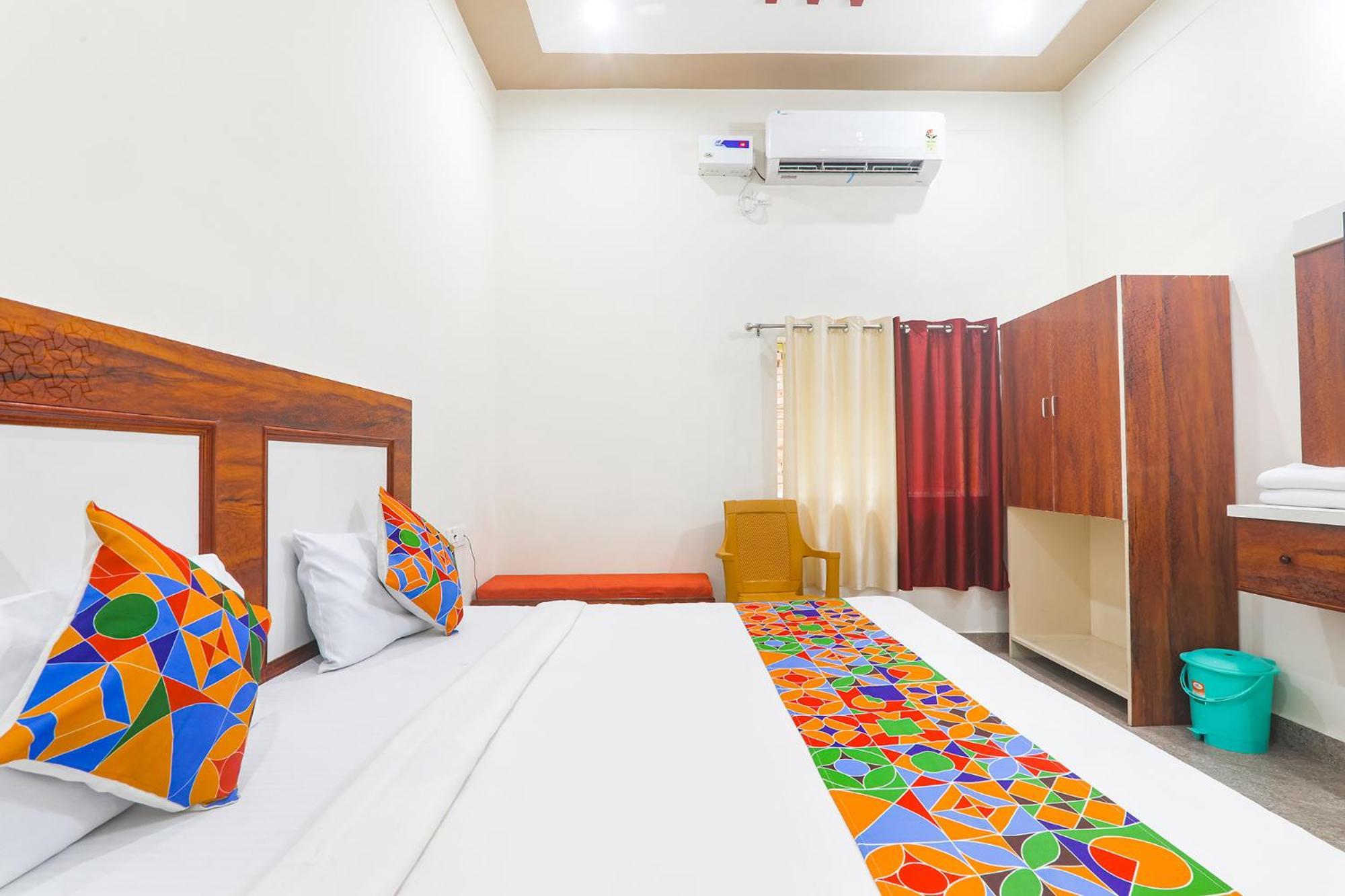 Fabhotel Shree Venkatesh Nileyam Ayodhya Ngoại thất bức ảnh